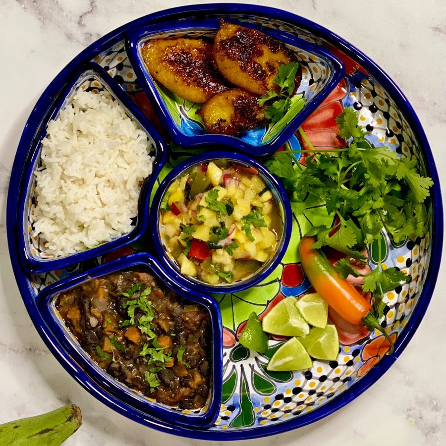 Plantain-Black Bean Cuban Bowl:Simple, spicy-sweet, super flavorful bowl. Smoky protein loaded black beans served on a bed of warm fluffy rice topped with caramelized sweet and spicy plantains and zesty, refreshing, tangy mango salsa.